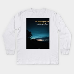 The atmosphere Kids Long Sleeve T-Shirt